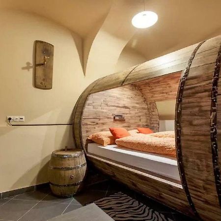 Appartement Beer & Wine Cellar à Ljubljana Extérieur photo